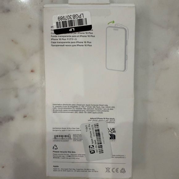 Apple Clear iPhone 16 Max Case - Picture 3 of 3